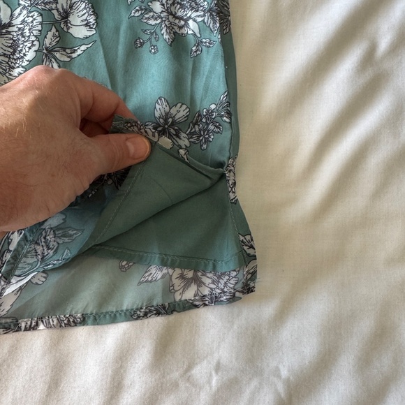 BloomChic Floral Flutter Sleeve Top Elegant Sheer Blouse 12 Fairy Whimsy - Picture 14 of 15